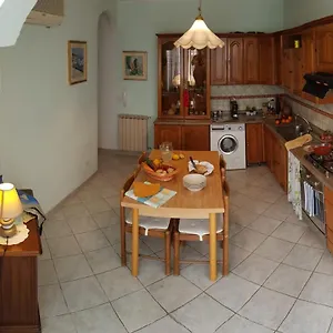  Casa vacanze Casa Vacanze I Cutulisci Italia