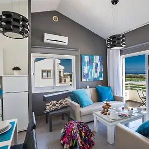 https://ithaki-apartments.protaras-cy-hotels.com